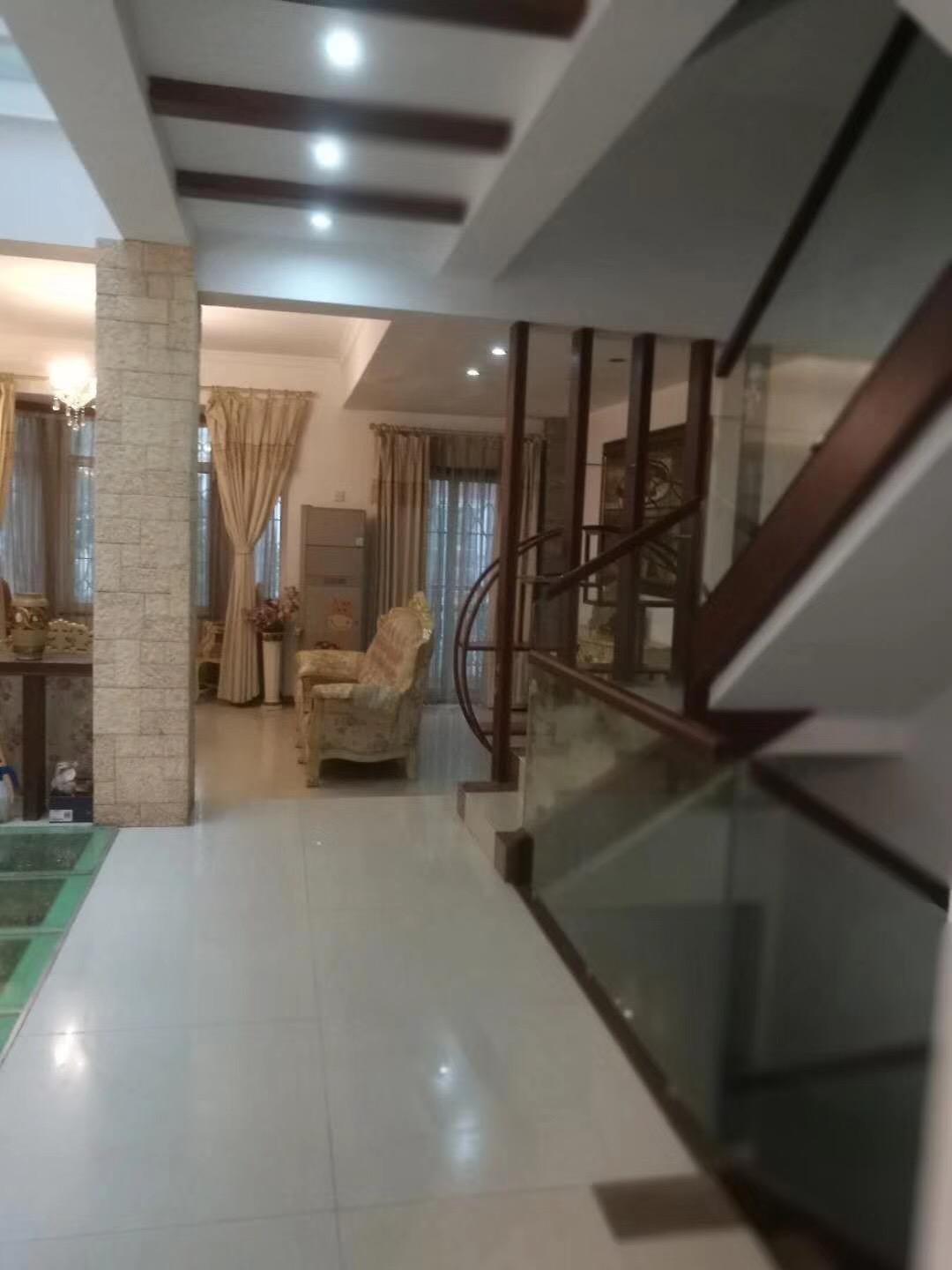 益陽(yáng)100平米古典風(fēng)客廳過道圖片