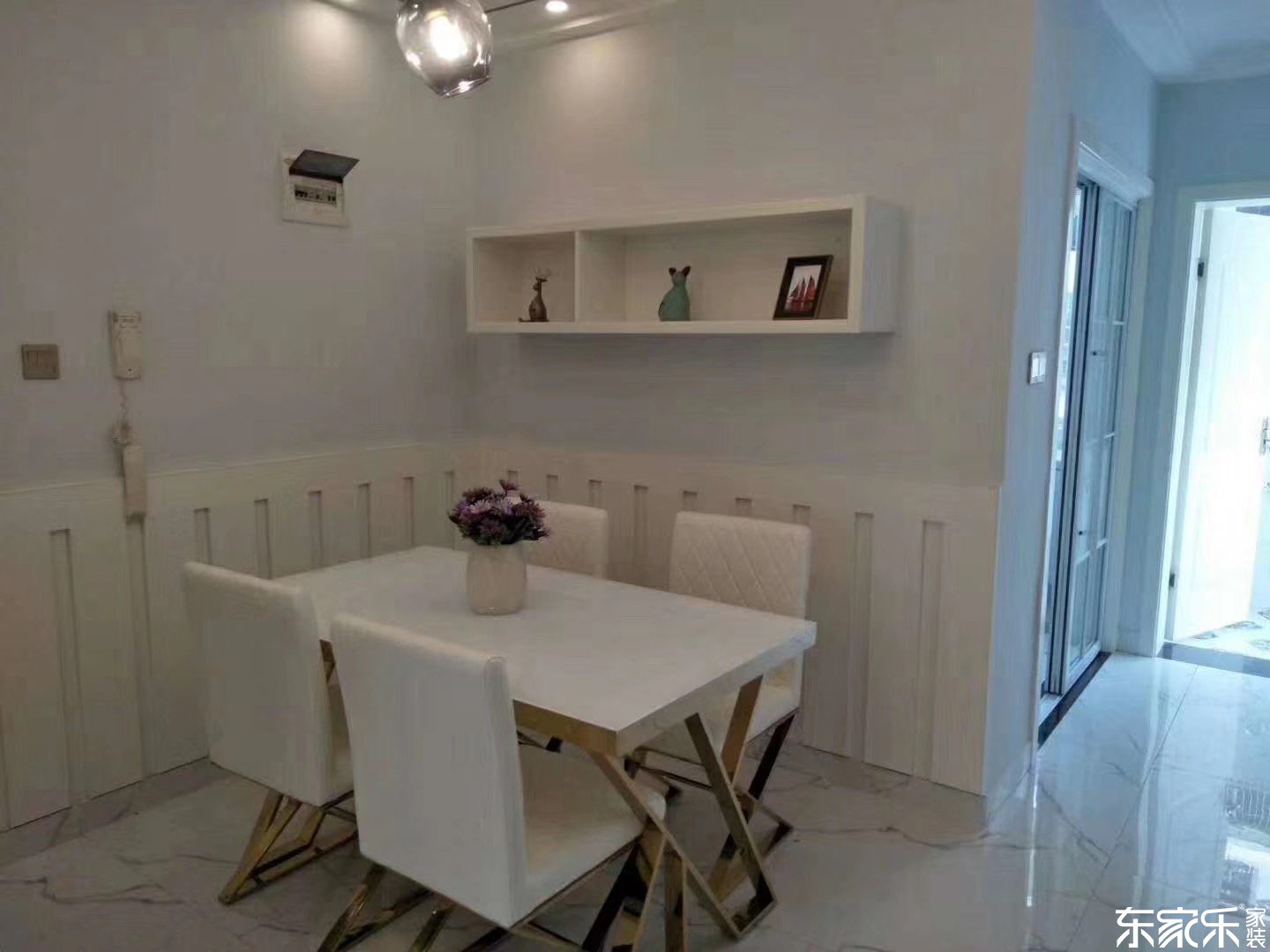 長沙120平現(xiàn)代簡約風格餐廳裝修效果圖