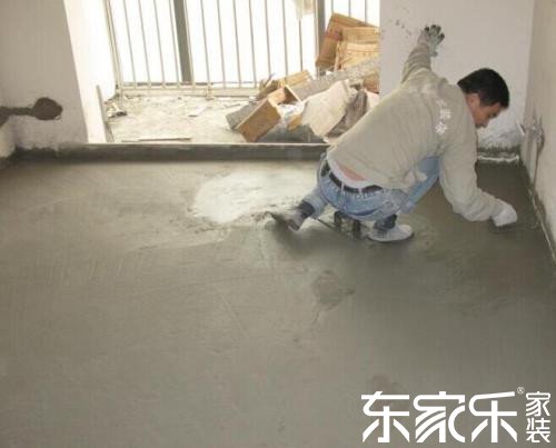 家里裝修自己怎么貼瓷磚？